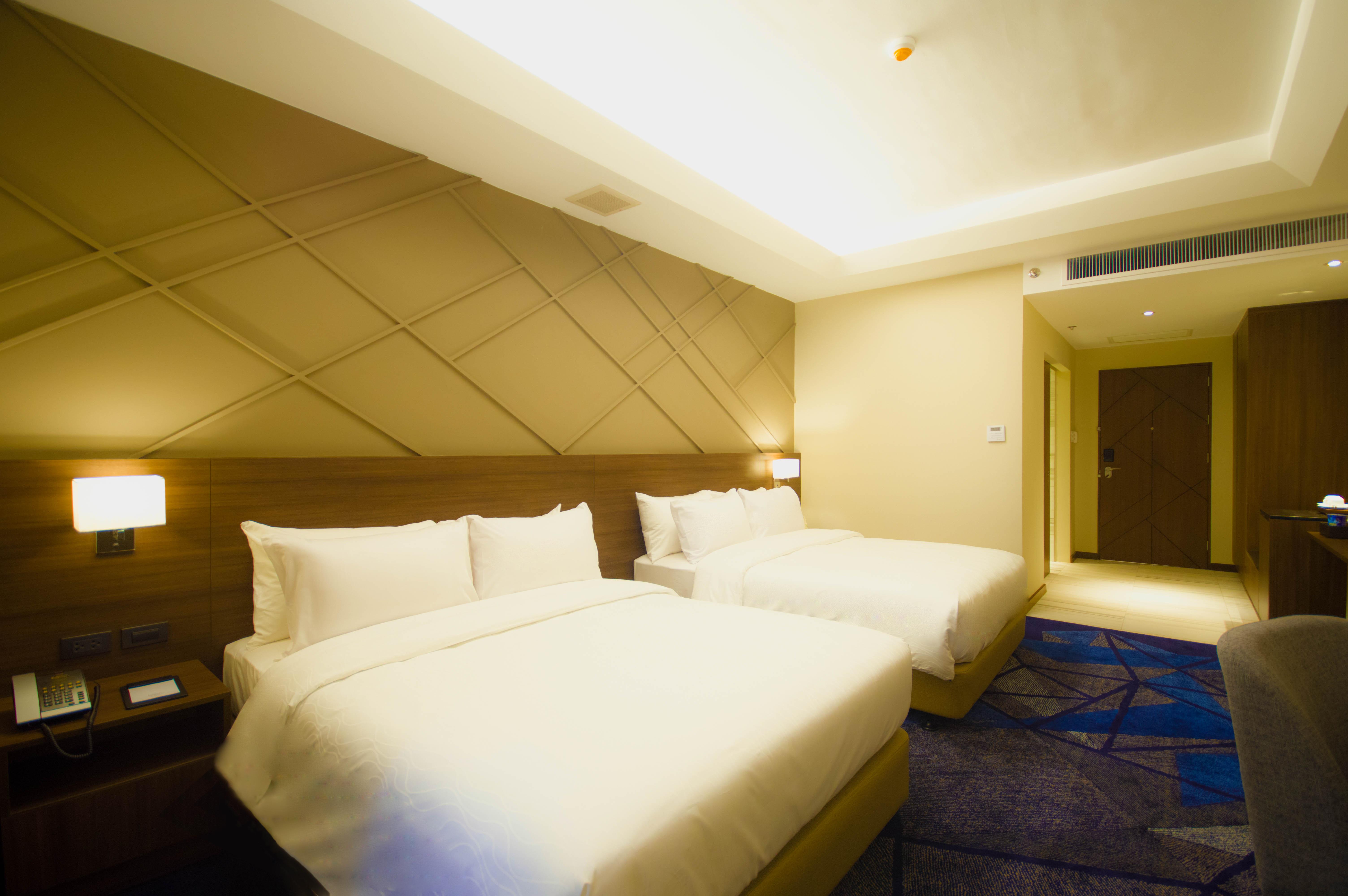 Luxent Hotel Quezon City Dış mekan fotoğraf
