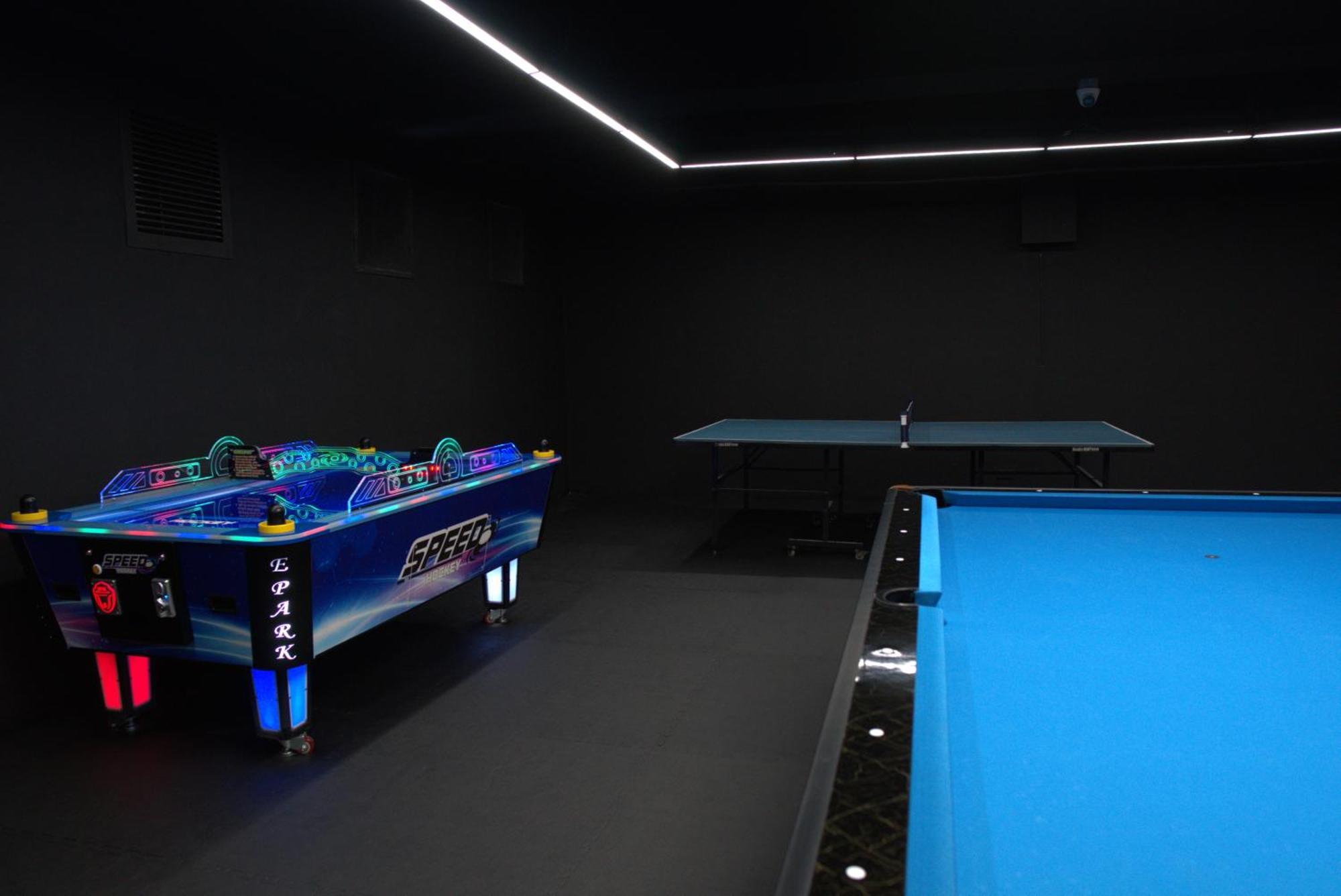 Luxent Hotel Quezon City Dış mekan fotoğraf