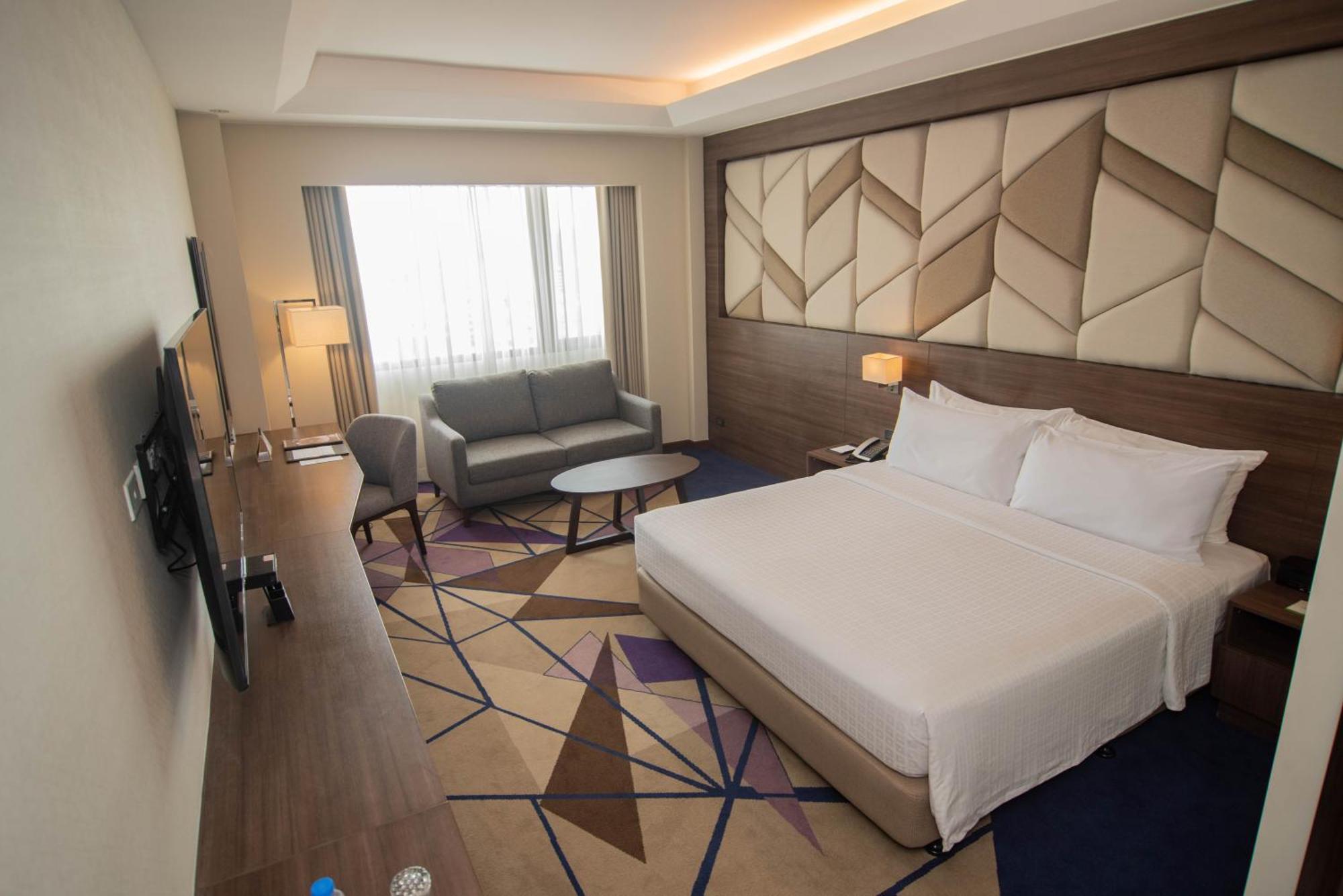 Luxent Hotel Quezon City Dış mekan fotoğraf