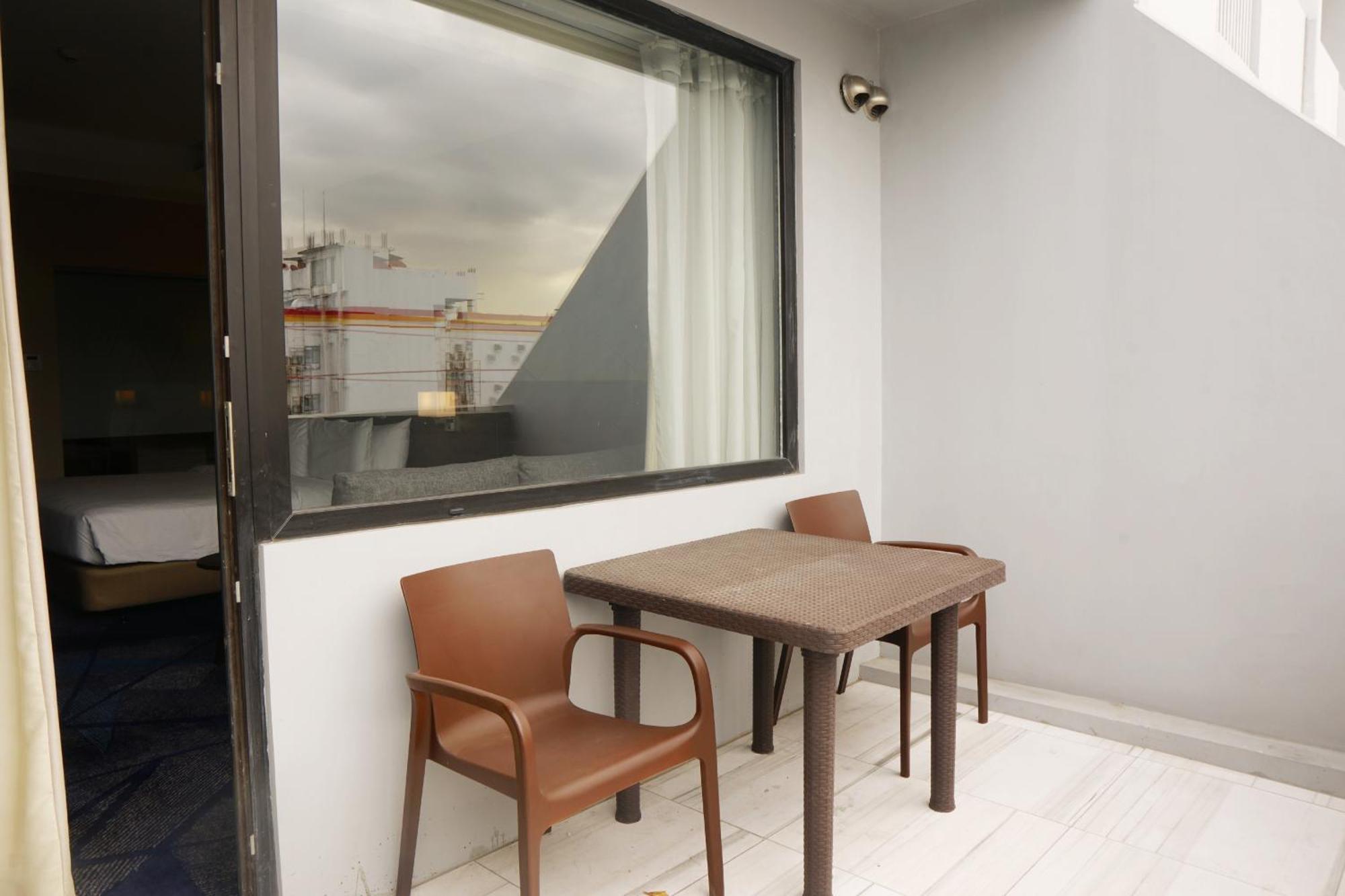 Luxent Hotel Quezon City Dış mekan fotoğraf