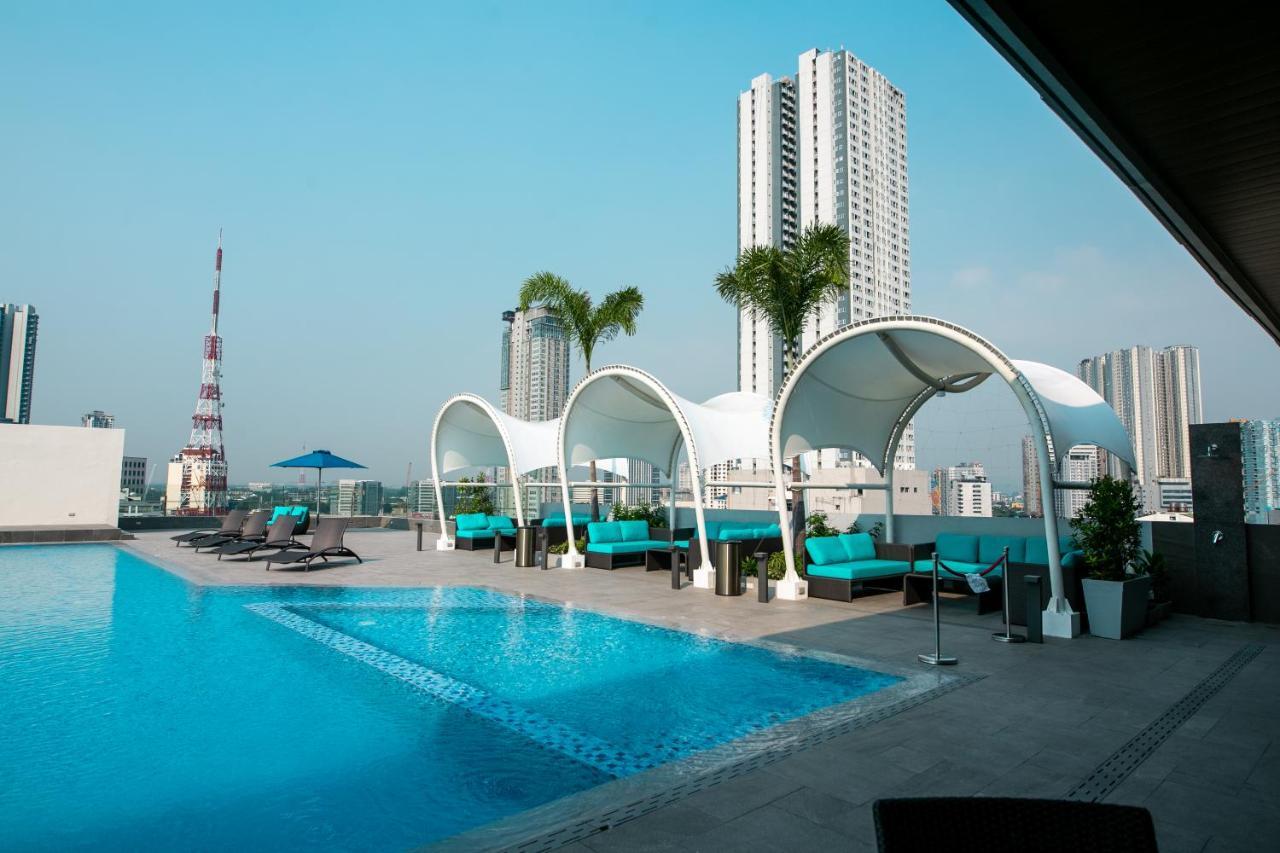 Luxent Hotel Quezon City Dış mekan fotoğraf