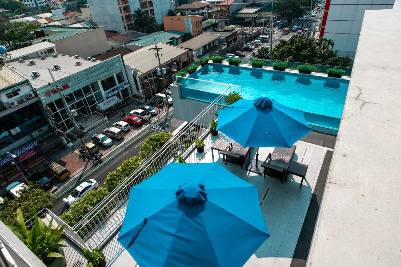 Luxent Hotel Quezon City Dış mekan fotoğraf